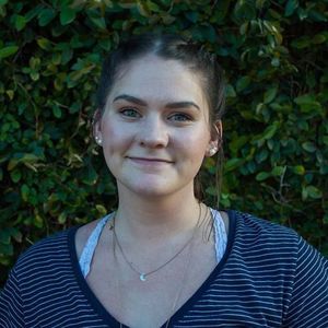 Meet your Posher, Hannah